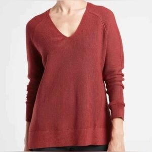 Athleta Hanover V Neck Merino Wool Blend Knit Sweater Pullover Canyon Red Medium